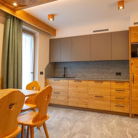 Dolomites Chalet Wolf Molveno Exteriör bild