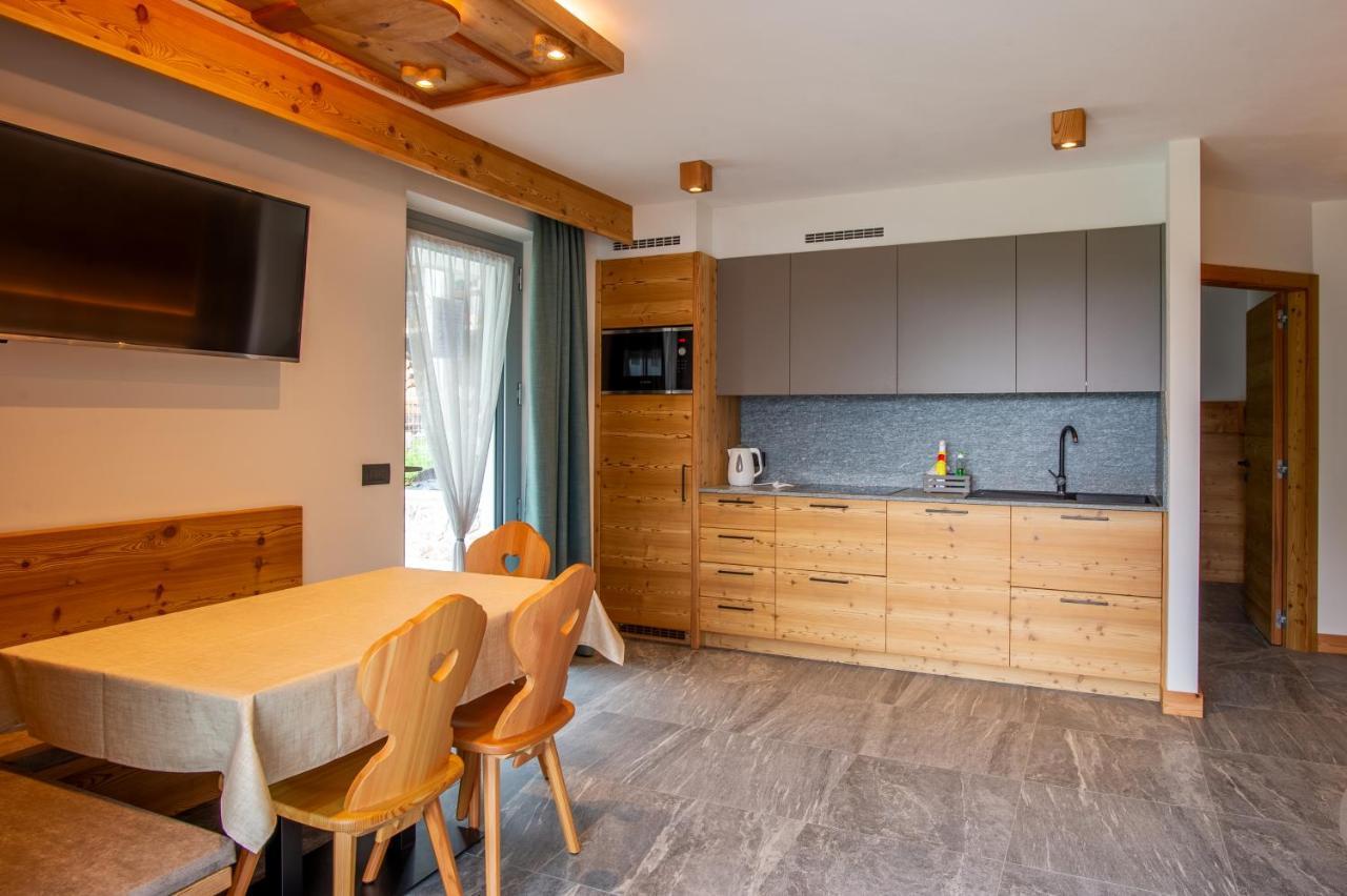 Dolomites Chalet Wolf Molveno Exteriör bild